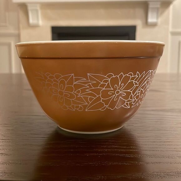Pyrex 401 Bowl Vintage Brown Woodland Round Bowl 750mL Excellent Condition - Picture 1 of 5